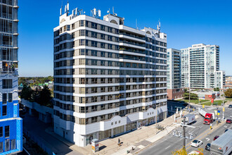 Aldebrain Tower in Toronto, ON - Building Photo - Building Photo