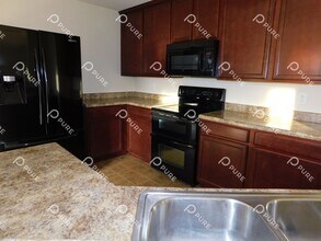 108 Barnard St in Madison, AL - Building Photo - Building Photo