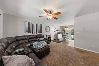 1620 Lucylle Ave in St. Charles, IL - Building Photo - Building Photo