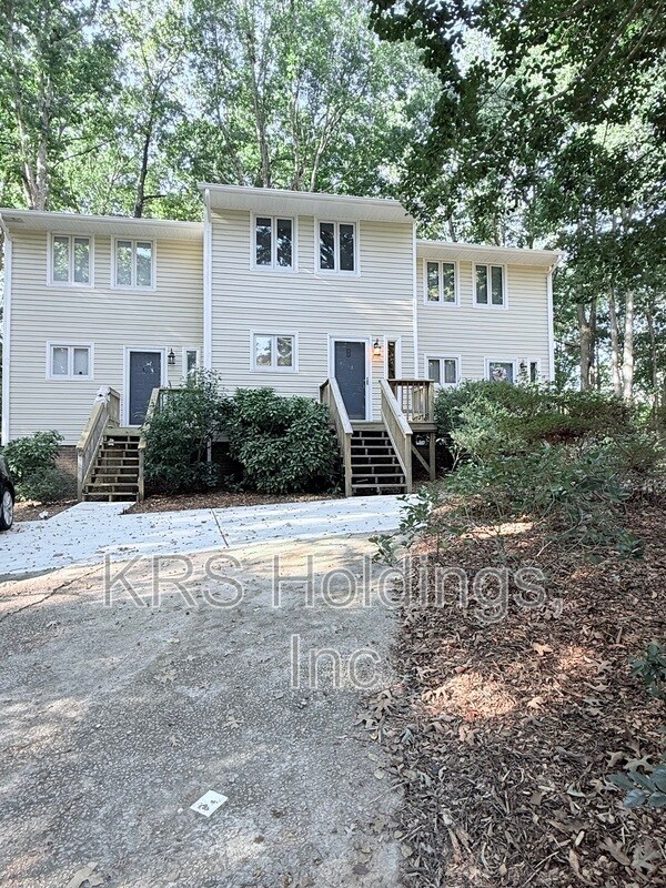 property at 4700 Fargo Ct