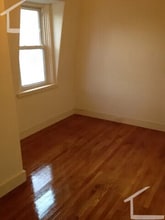 77 S Central Ave, Unit B in Quincy, MA - Building Photo - Building Photo