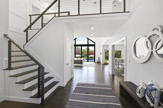 18 Remsen Ln in West Hampton Dunes, NY - Building Photo - Building Photo