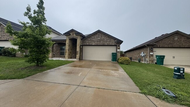 property at 406 Stonewall Ridge