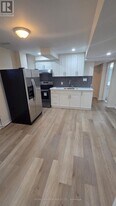 49 Everingham Cir in Brampton, ON - Building Photo
