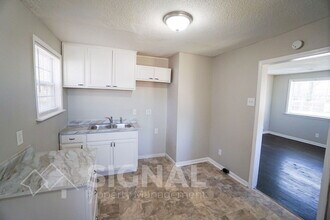 581 Seminole Cir in Fairfield, AL - Building Photo - Building Photo