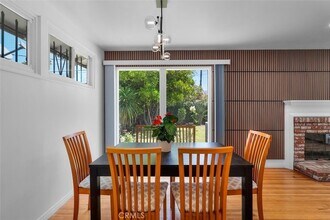 5210 Ventura Canyon Ave in Los Angeles, CA - Building Photo - Building Photo