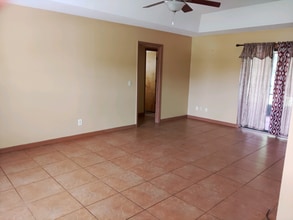 1007 Matterhorn St in Deltona, FL - Building Photo - Building Photo