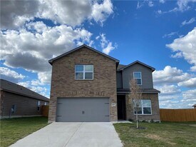 105 Brunswick Ln in Jarrell, TX - Building Photo
