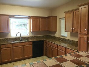 6714 Nina Rosa Dr in Orlando, FL - Building Photo - Building Photo