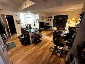 1001 L St NW, Unit 311 in Washington, DC - Building Photo - Building Photo