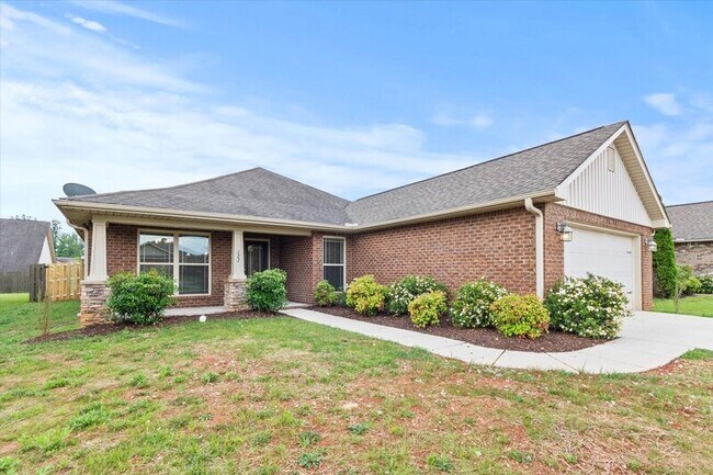 127 Pembridge Ln in Madison, AL - Building Photo - Building Photo