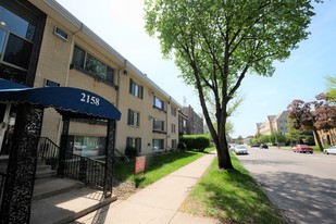 Grand Place Apartments | 2158 in St. Paul, MN - Building Photo