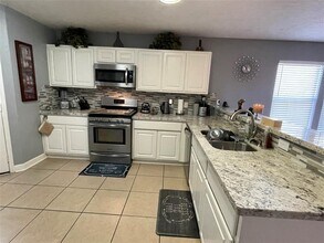 9418 Fillmont Ln in Houston, TX - Building Photo - Building Photo