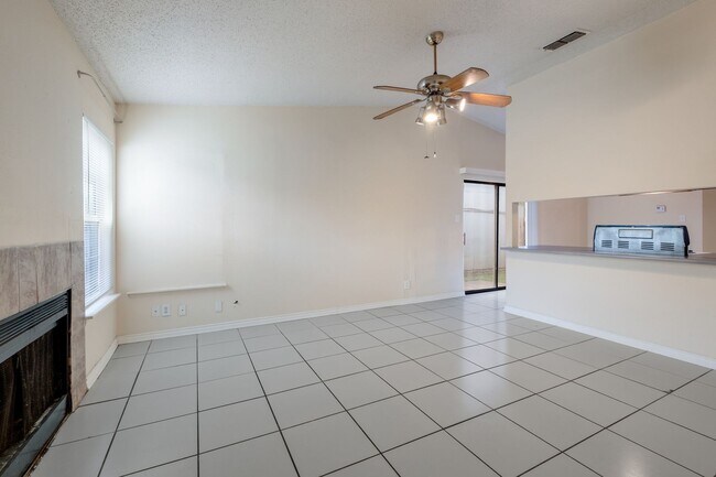 2851 Coral Field Dr in San Antonio, TX - Building Photo - Building Photo