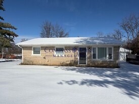 201 Newcastle Ct in Lexington, KY - Building Photo