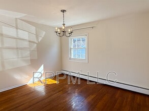 45 Wedgewood Dr in Verona, NJ - Foto de edificio - Building Photo