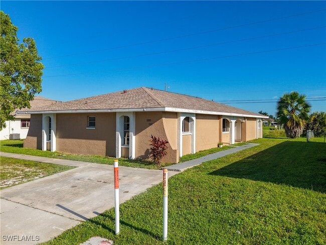property at 1107 Cape Coral Pkwy W