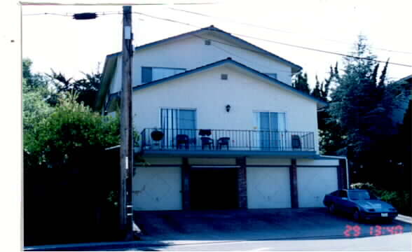 1781 Strobridge Ave in Castro Valley, CA - Foto de edificio