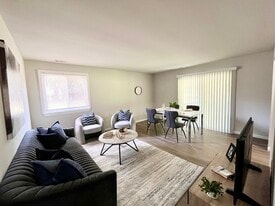 Hillcrest Oaks in Lindenwold, NJ - Building Photo