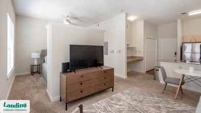 205 Pasadena Pl in Memphis, TN - Building Photo - Building Photo