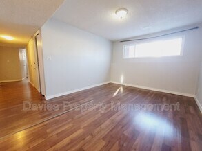 4227-4232 32 Ave NW in Edmonton, AB - Building Photo - Building Photo