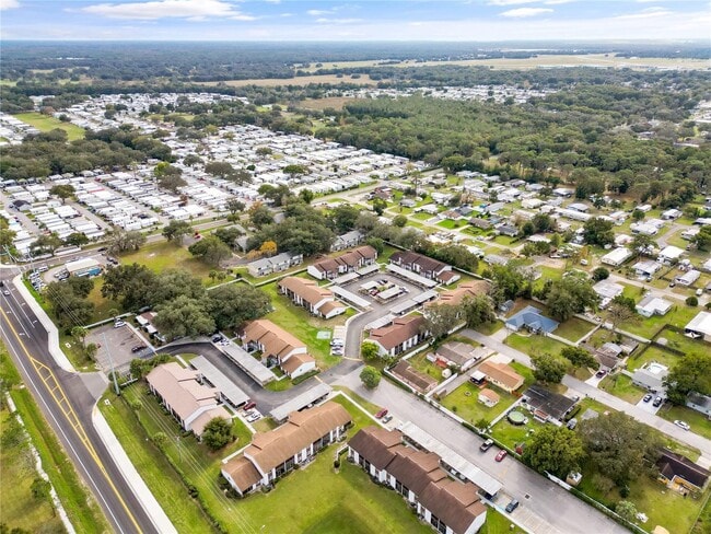 39132 COUNTY ROAD 54 UNIT 2026 in Zephyrhills, FL - Building Photo - Building Photo