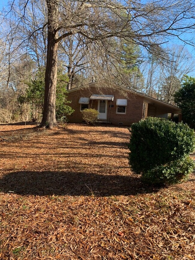 property at 3515 Hickory Pl