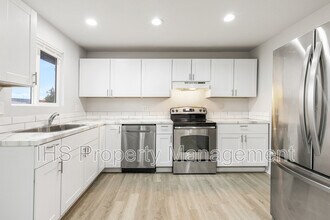 3714 W 16th Pl in Kennewick, WA - Building Photo - Building Photo