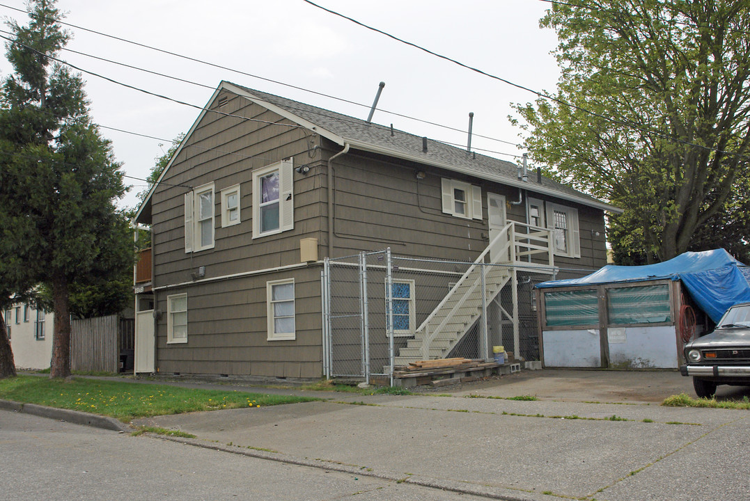 8849 Nesbit Ave N in Seattle, WA - Building Photo