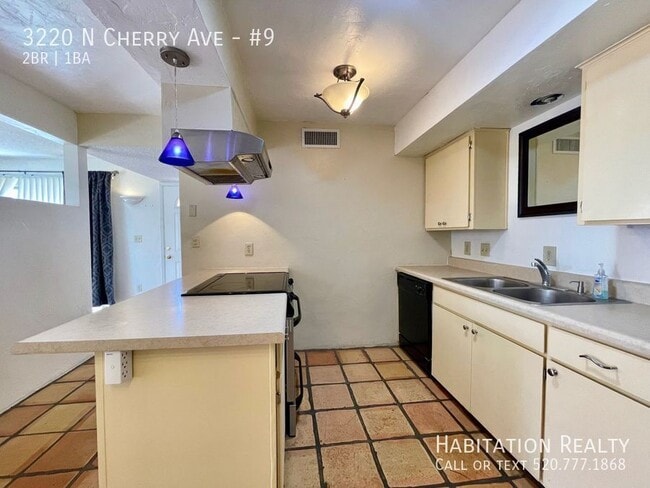 3220 N Cherry Ave in Tucson, AZ - Building Photo - Building Photo