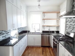 1900 Columbus Ave. in Minneapolis, MN - Foto de edificio - Building Photo