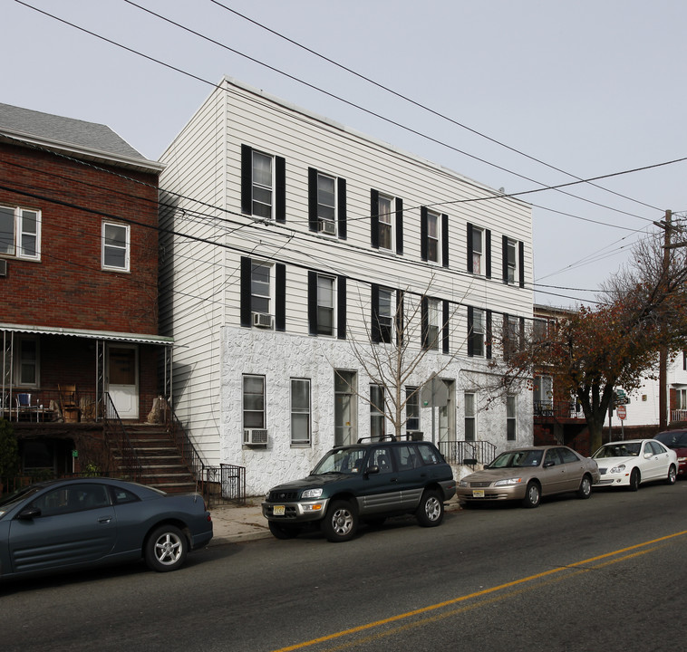 61-63 Central Ave in Jersey City, NJ - Building Photo