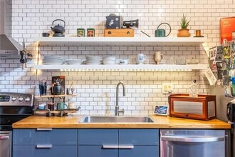 659 Auburn Ave NE in Atlanta, GA - Building Photo - Building Photo