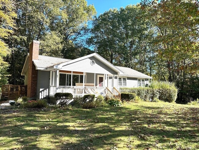 113 Princeton Rd in Sterling, MA - Building Photo - Building Photo
