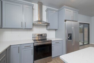 734 Essex St in San Antonio, TX - Building Photo - Building Photo