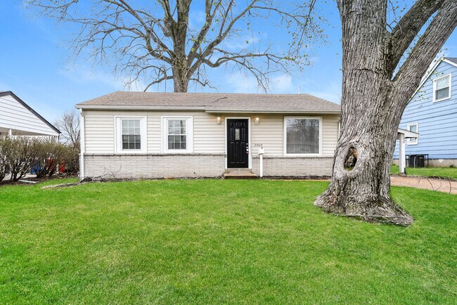 property at 2060 Mullanphy Ln