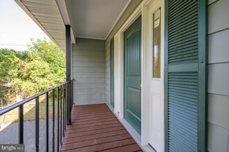 9708 Martinsburg Rd in Hedgesville, WV - Building Photo - Building Photo