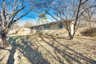 5122 Edmondson Pike in Nashville, TN - Building Photo - Building Photo