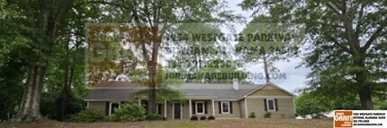 1117 Appian Way in Dothan, AL - Building Photo - Building Photo