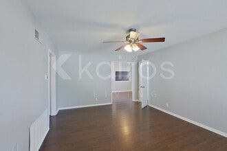 5117 SW 16th Ave in Amarillo, TX - Foto de edificio - Building Photo