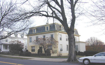 Scenic Apartments in Philadelphia, PA - Building Photo - Building Photo