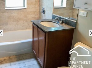 1849 W Cornelia Ave, Unit 1 in Chicago, IL - Building Photo - Building Photo