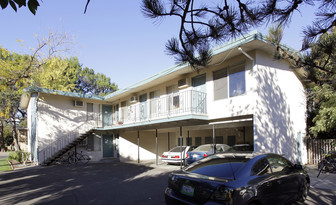 760 D St in Davis, CA - Building Photo