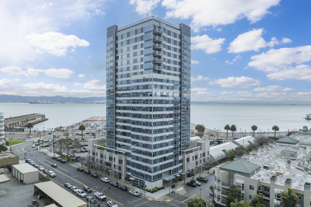 Wartermark in San Francisco, CA - Building Photo