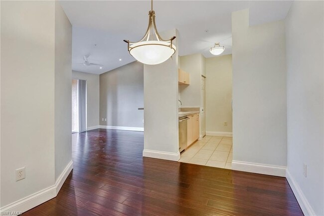 1180 Reserve Way, Unit 302 in Naples, FL - Building Photo - Building Photo