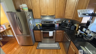 2815 Lee Oaks Ct, Unit 301 in Falls Church, VA - Building Photo - Building Photo