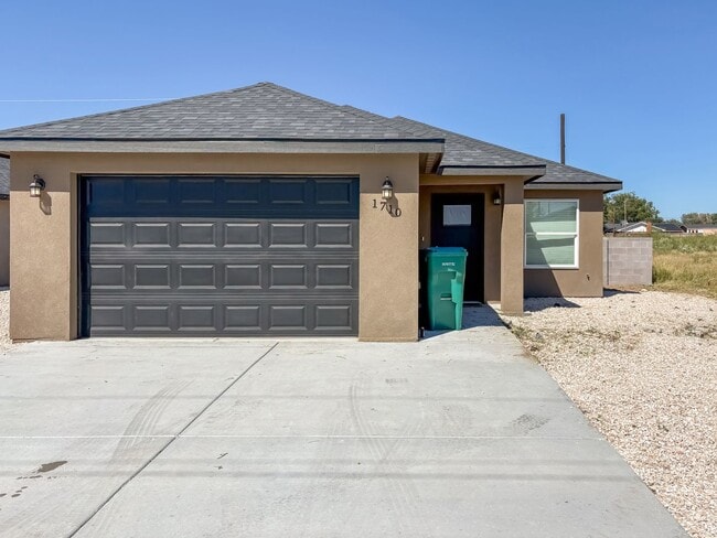 property at 1710 E ChuckWagon Dr