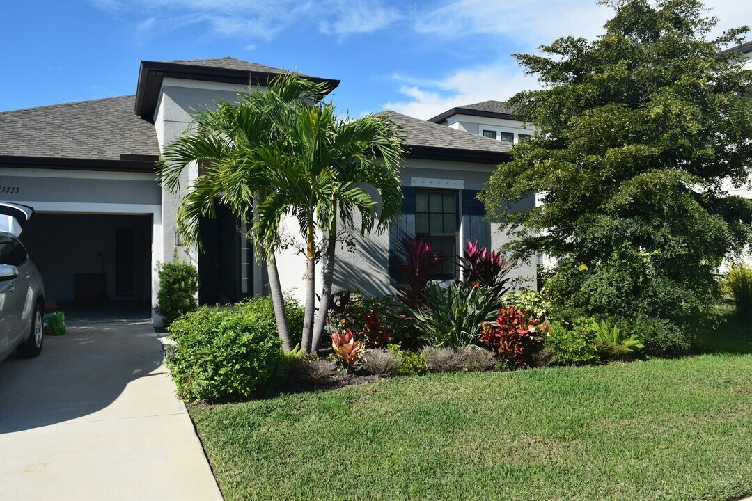 15333 Isla Palma Ln in Nokomis, FL - Building Photo