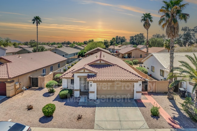 2401 E Derringer Way in Chandler, AZ - Building Photo - Building Photo