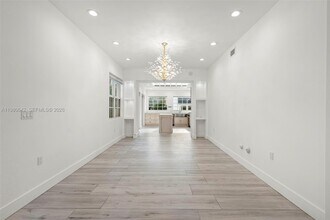 4491 Prairie Ave in Miami, FL - Building Photo - Building Photo